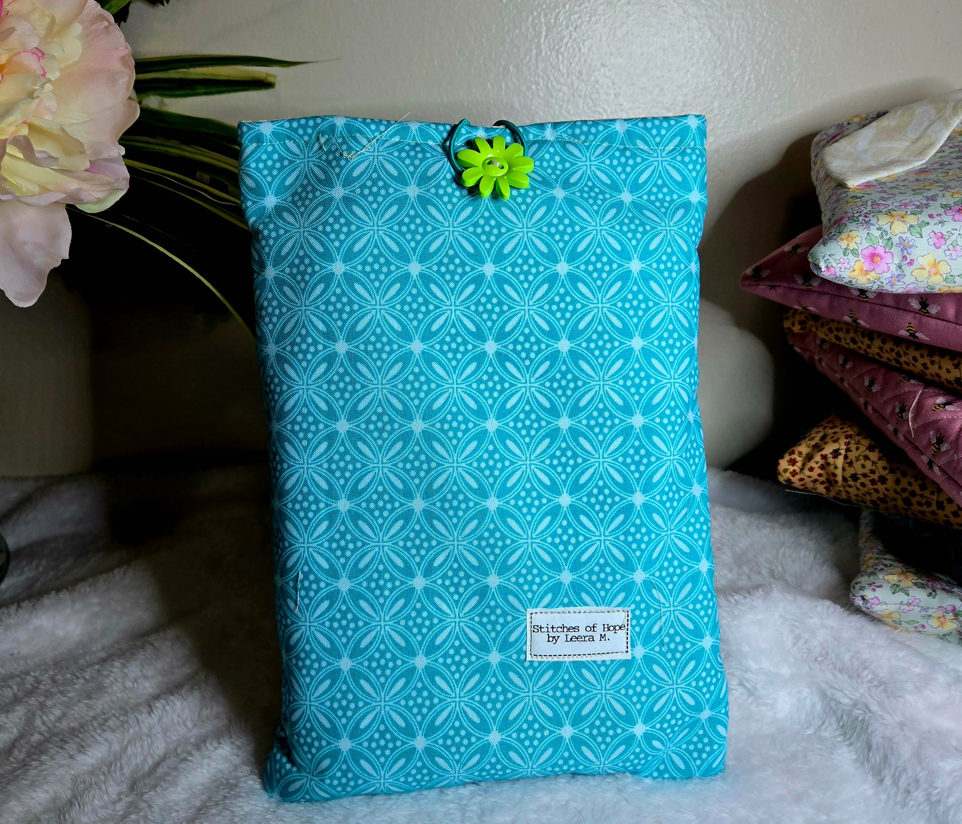 Peace & Pages – Book & Bible Sleeve